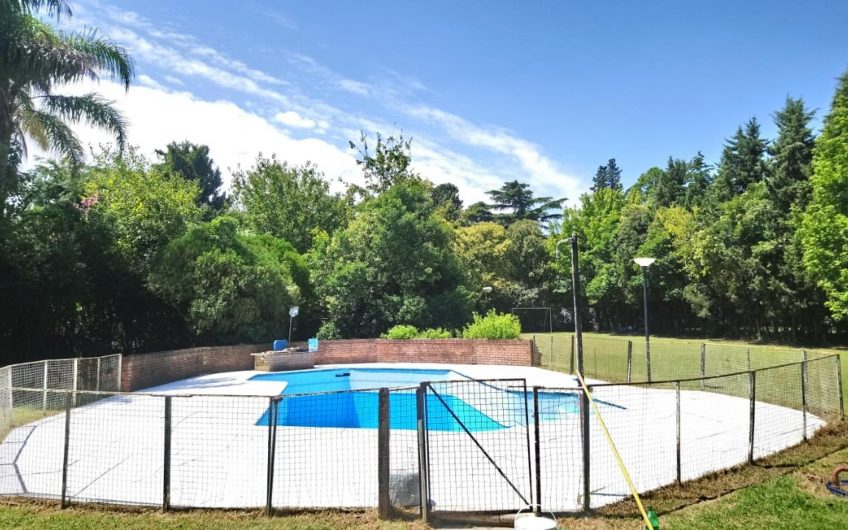 Casa Quinta Excelente Zona De Ituzaingo, Parque Leloir!!